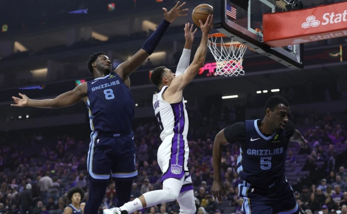 EPA/JOHN G. MABANGLO